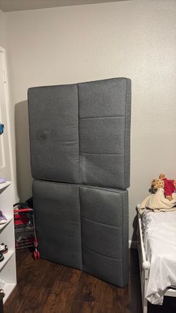 Cloth gray futon