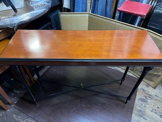 The Bombay Company Console Table – 45” Long