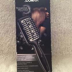 CONAIR - IFINITI PRO DIAMOND BRILLIANCE HOT PADDLE BRUSH-BLACK 400 F HIGH HEAT 