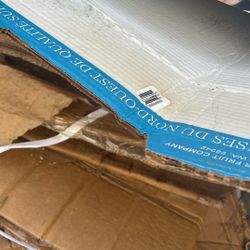 Free cardboard - 3 Piles