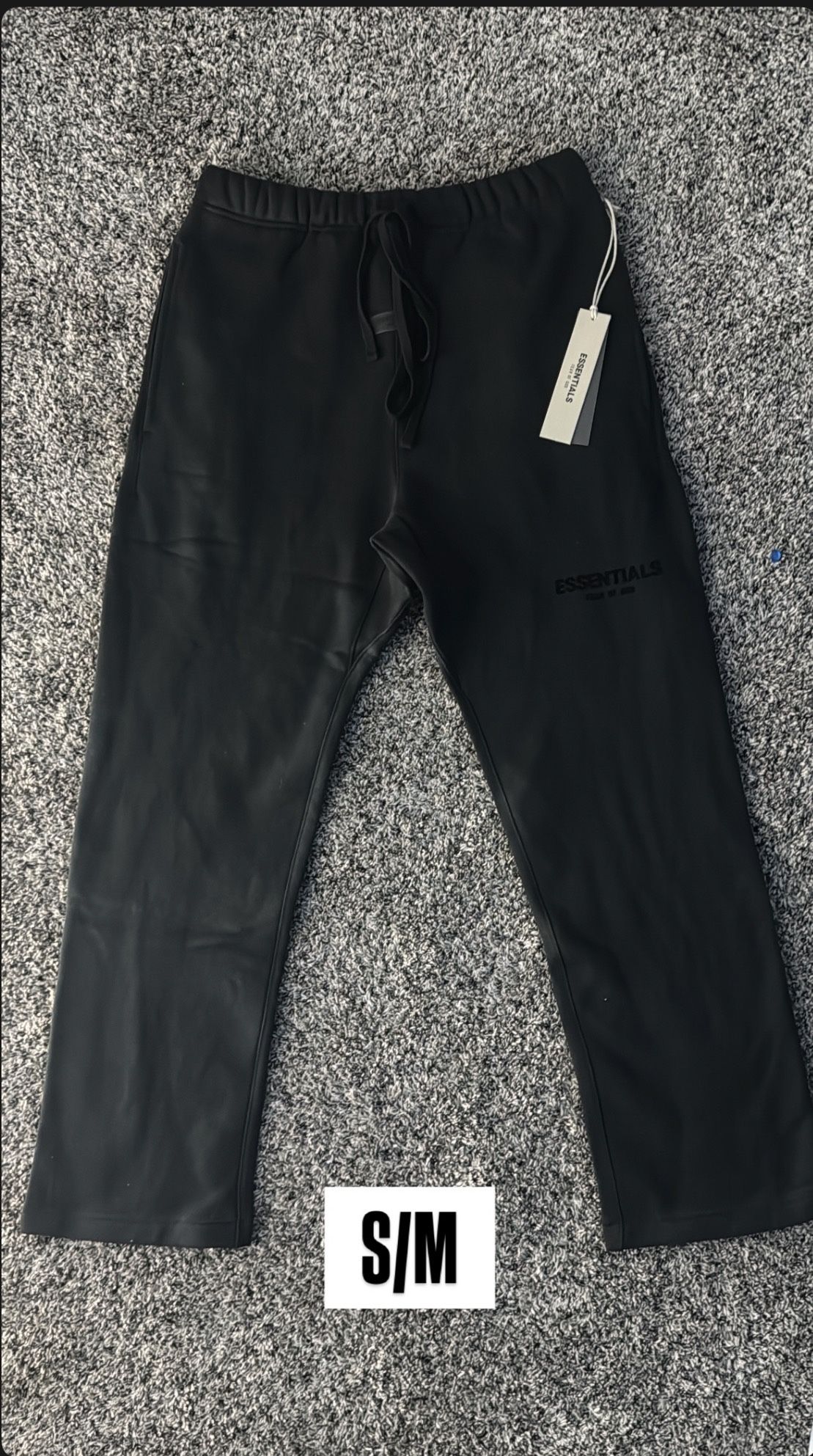 Essential sweats uncuffed