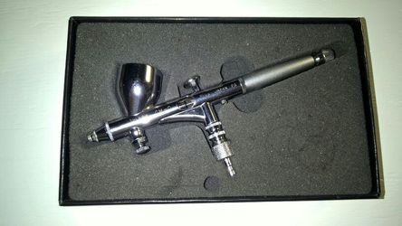 Iwata CM-C Plus Airbrush