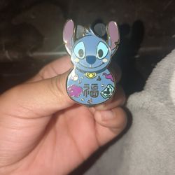 Disney New Year Pins/ Rare Pin