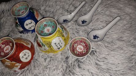 Vintage Gold Trim Hand Painted Porcelain Asian Rice Soup Bowls 10 Pcs