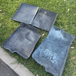 Volvo 240 Oem All Weather Rubber Mats
