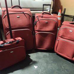 4 Piece Liggage Set