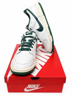 Nike Dunk Low White/Green – Used (Like New)
