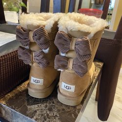 Uggs Size 8
