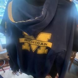 Vintage T Shirts, Jackets, Jerseys, Hats