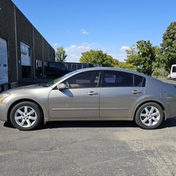 2005 Nissan Maxima