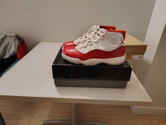 Jordan 11z (Retro Cherry) Size 10.5 not original box