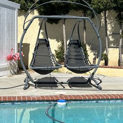 Luxury Poolside Swings - Stylish & Relaxing Outdoor Seating