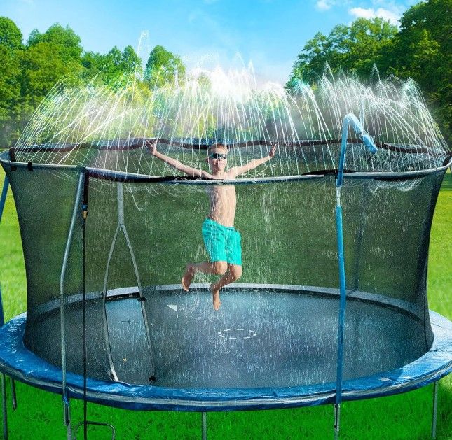 Brand New Patio Tranpoline 14ft With Water Sprinkler...