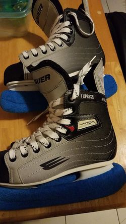 Bauer ice skates