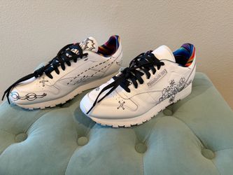 Reebok Classic Leather Sneakers with Graphic Print