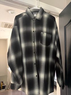Caltop long sleeve shirt.