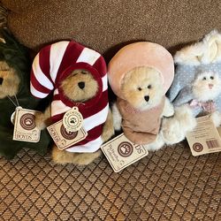 Vintage Boyd Bears Peek A Boo Plush Set