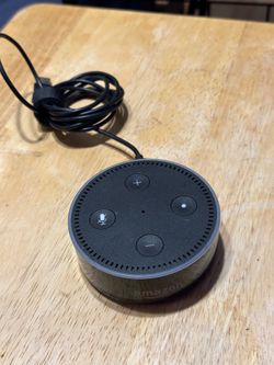 Amazon Echo Dot -Alexa (1st Gen)