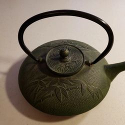 Iron Tea Pot Kettle Green 