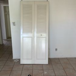 10 Metal Bifold Doors