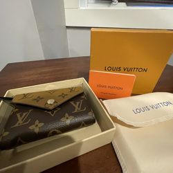 Louis Vuitton Reverse Monogram Wallet 