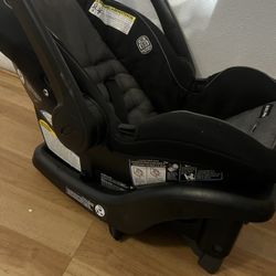 Graco Snug Ride Lite Elite Car seat And Car Seat Base 