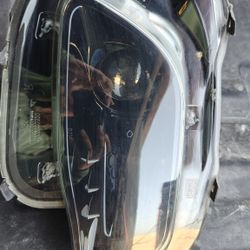 2014-17 Jeep Latitude Right/Passenger Side Headlight 