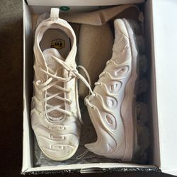 Nike Air VaporMax Plus