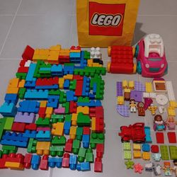 Legos Toys / Duplo Legos (baby/toddler toys)