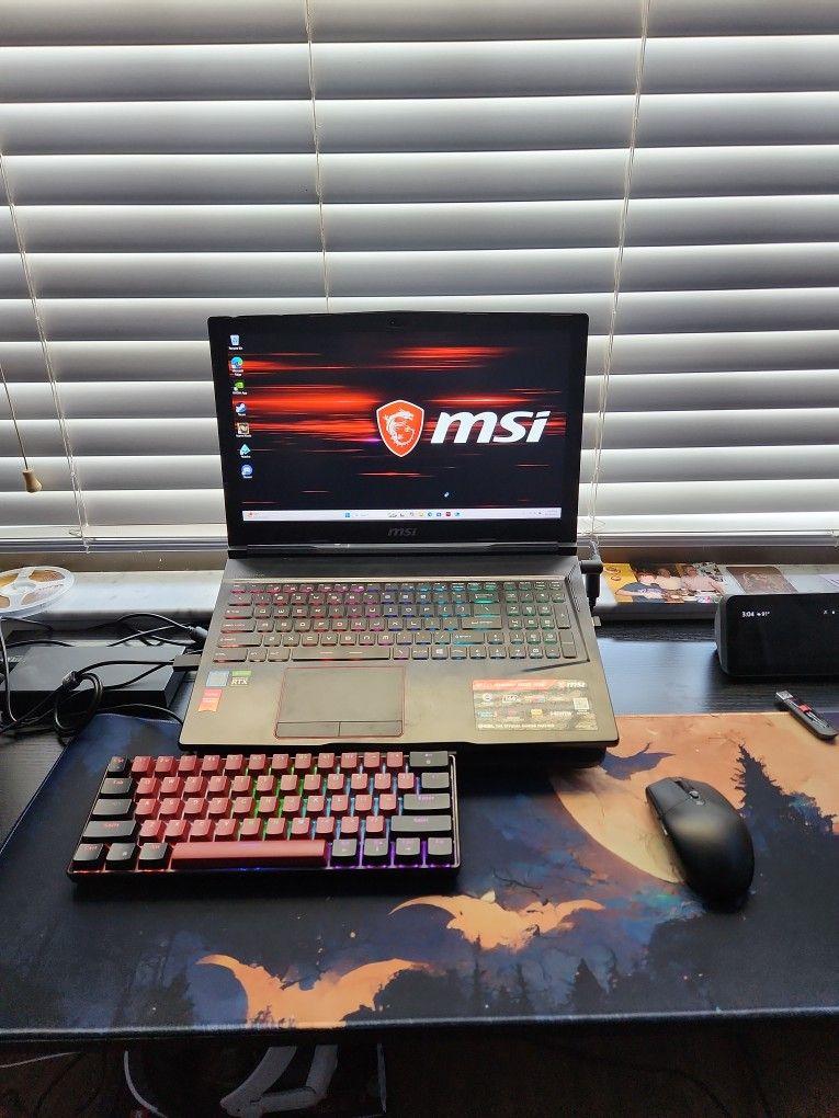 MSI GE63 Raider RGB 9SE Gaming Laptop GeForce RTX 2060, i7-9750H, 32GB RAM