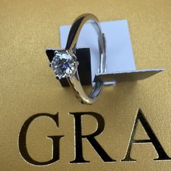Moissanite Engagement Ring – 0.3ct, S925, VVS1