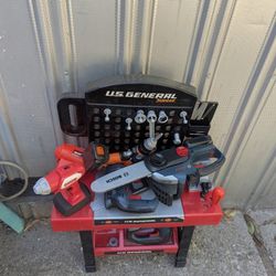 KIDS TOOL BENCH & TOOLS BUNDLE 