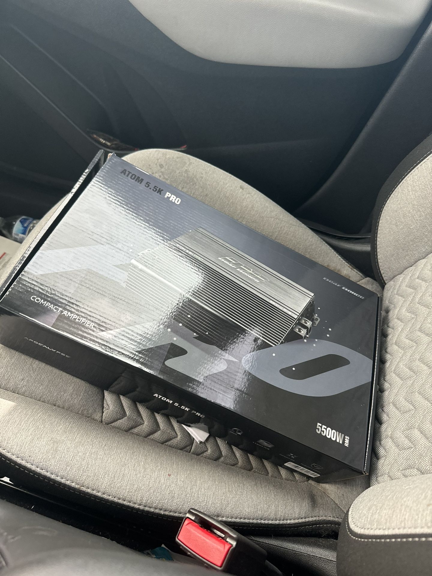 Deaf Bonce 5.5k Amp