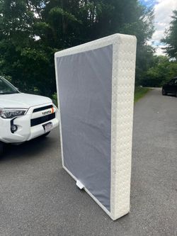 Queen boxspring