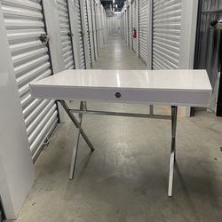 White Desk