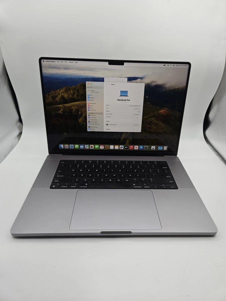 2023 Macbook Pro, 16in, M2 Pro, 32GB RAM, 1TB