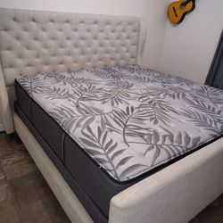 Almost Like New Mattress Sealy Plus  King $400