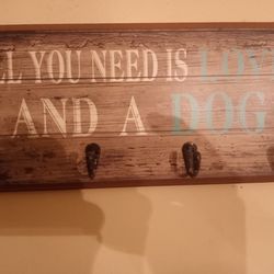 All you need is love and a dog keyholder