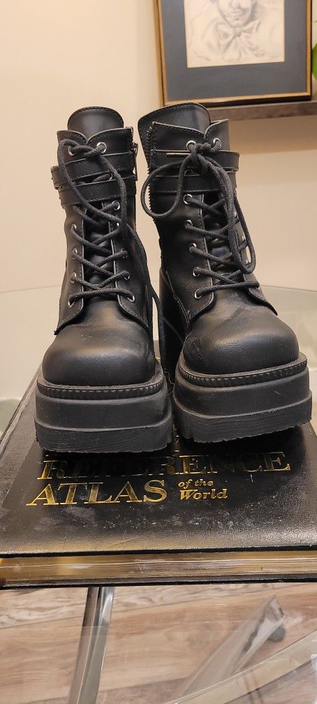 "Shaker52" Demonia Boots