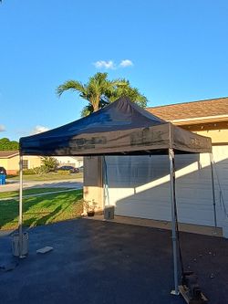 Canopy/ Tent 10x10