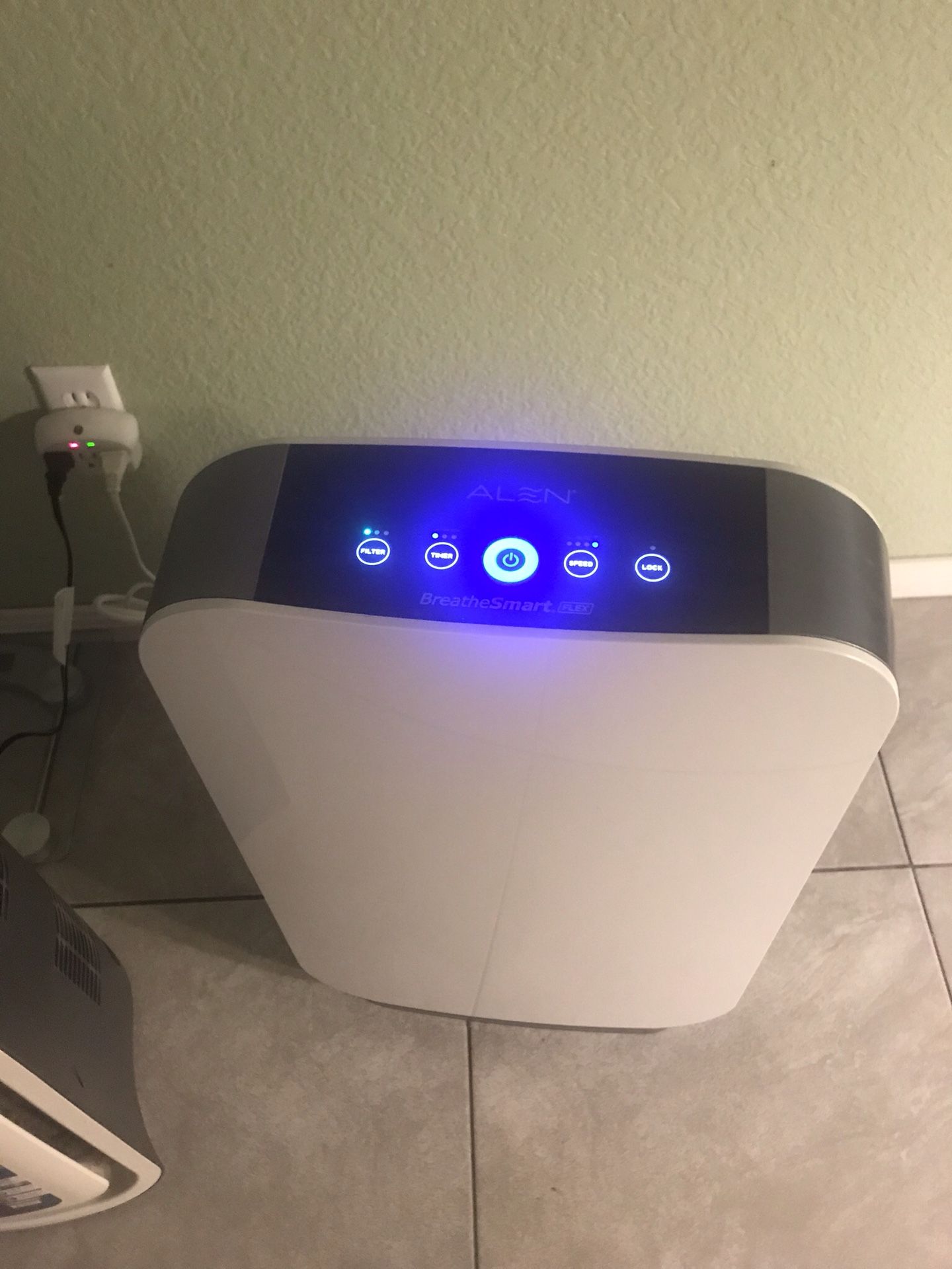 Alen Air Purifiers and Idylis Air Purifiers