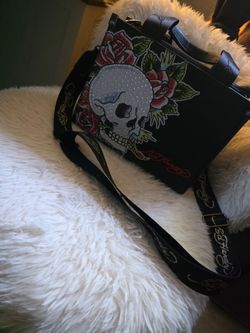Ed hardy purse Great Condition Serious Buyers ✨️