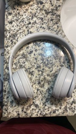 Beats Solo 4