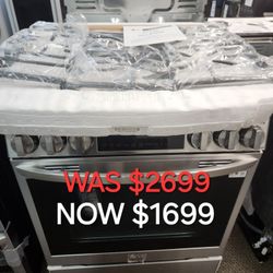 6.3 Cu. Ft. 30 In Smart Probake In Dual Fuel Range With Gas Stove And Electric Oven