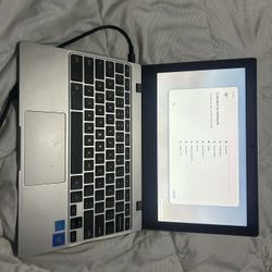 Samsung Chrome Laptop 