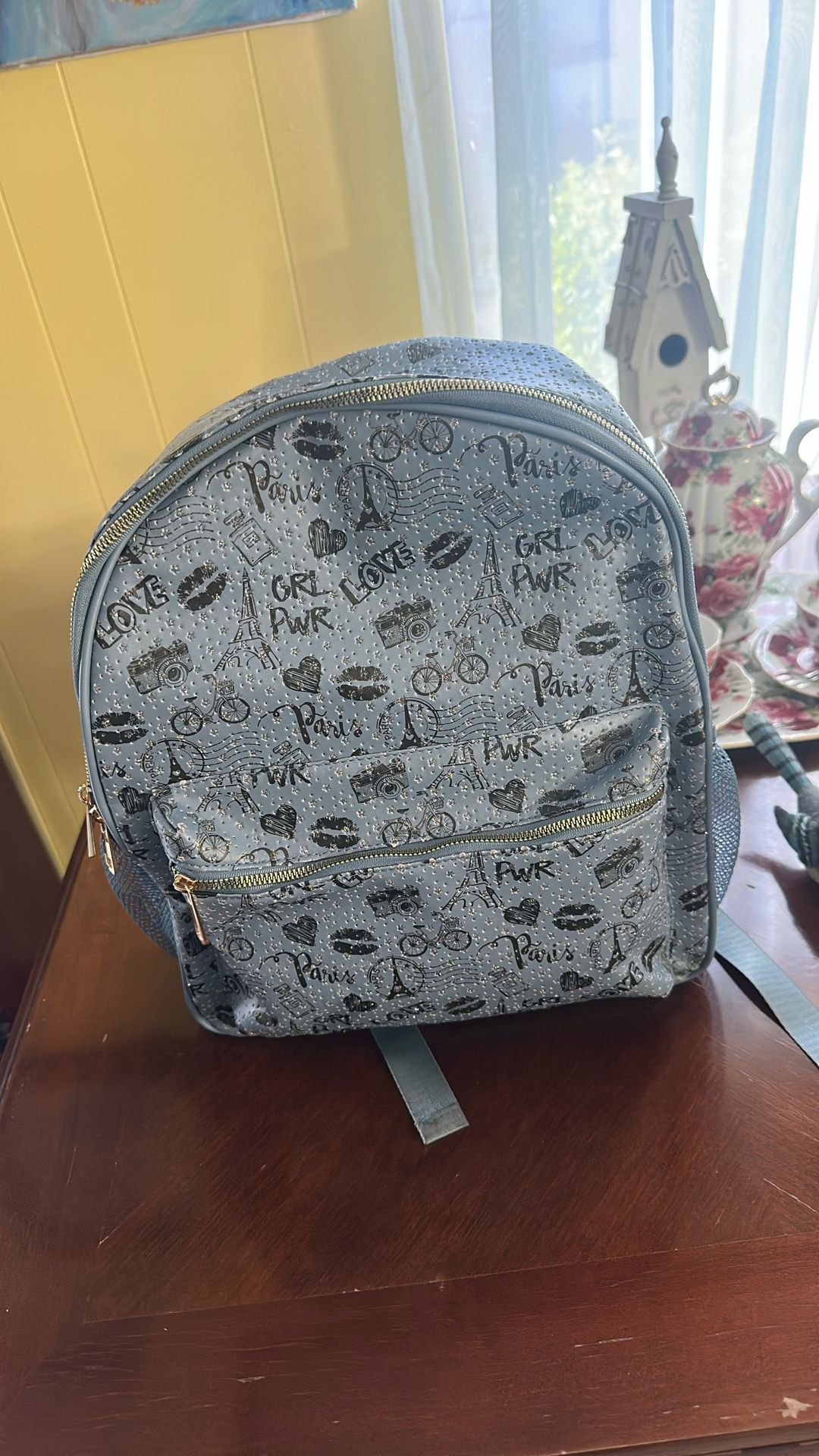 Cute backpack only used a couple times