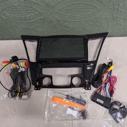 Touch Screen W/Wireless Carplay 