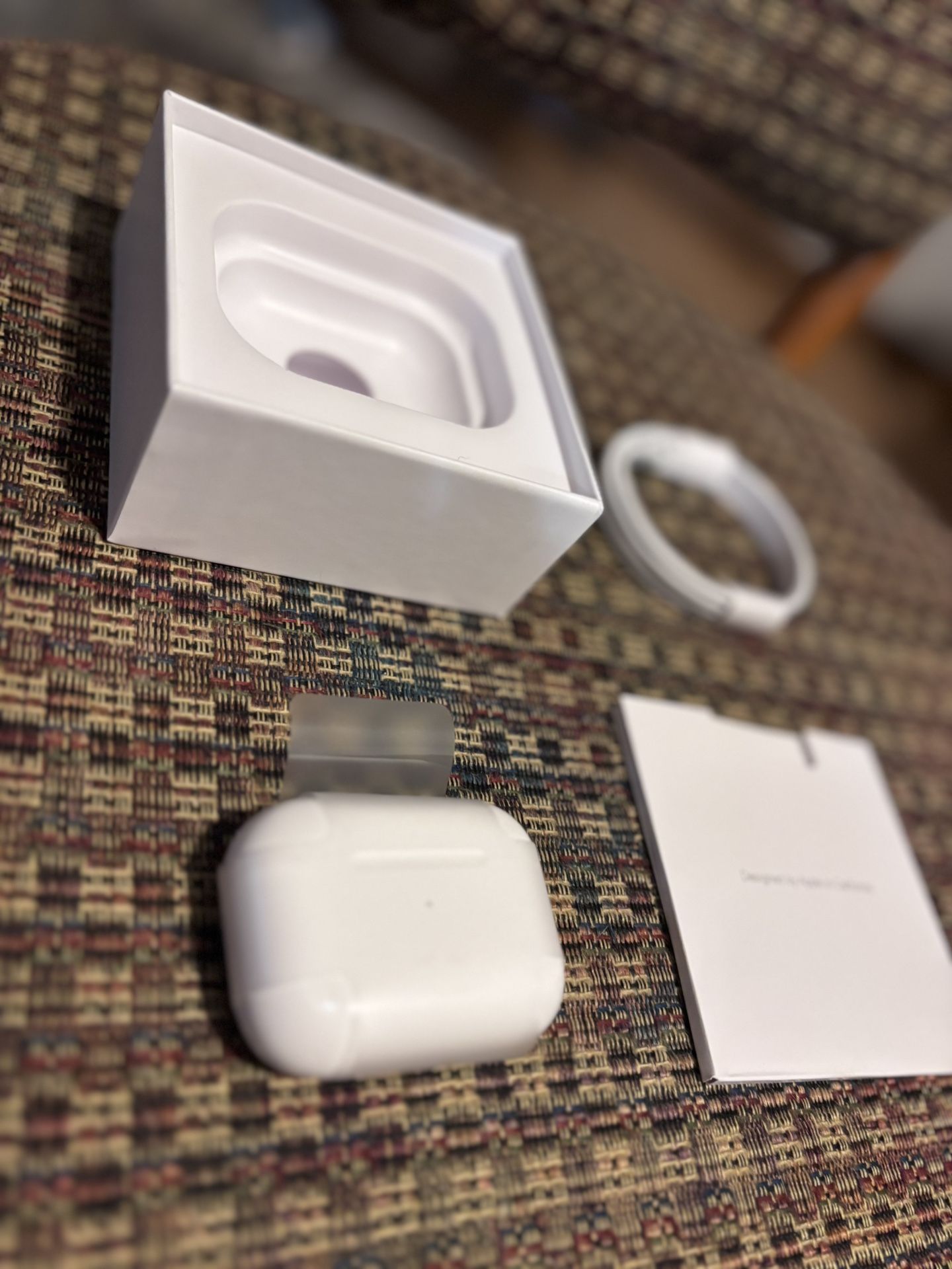 Air Pods Generation 2 Wireless Charging Case