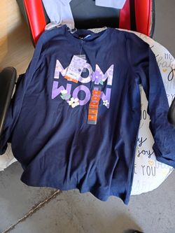 Feeling festive newMother's Day shirt new size medium