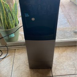 Water Dispenser